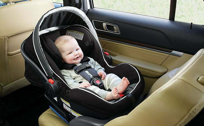 Cách lắp ghế ngồi ô tô cho bé
